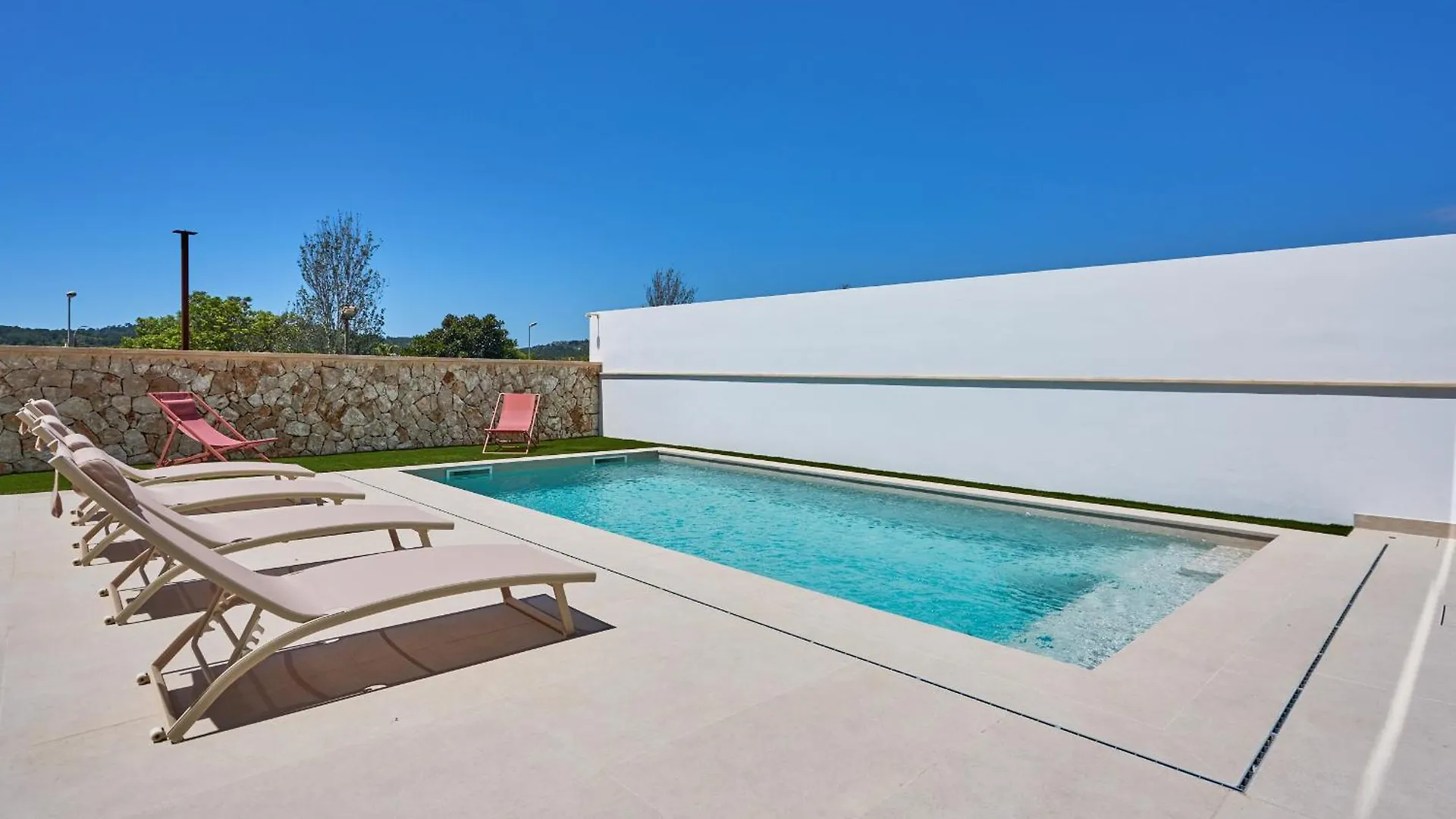 Villa Rafal Porreres 0*,